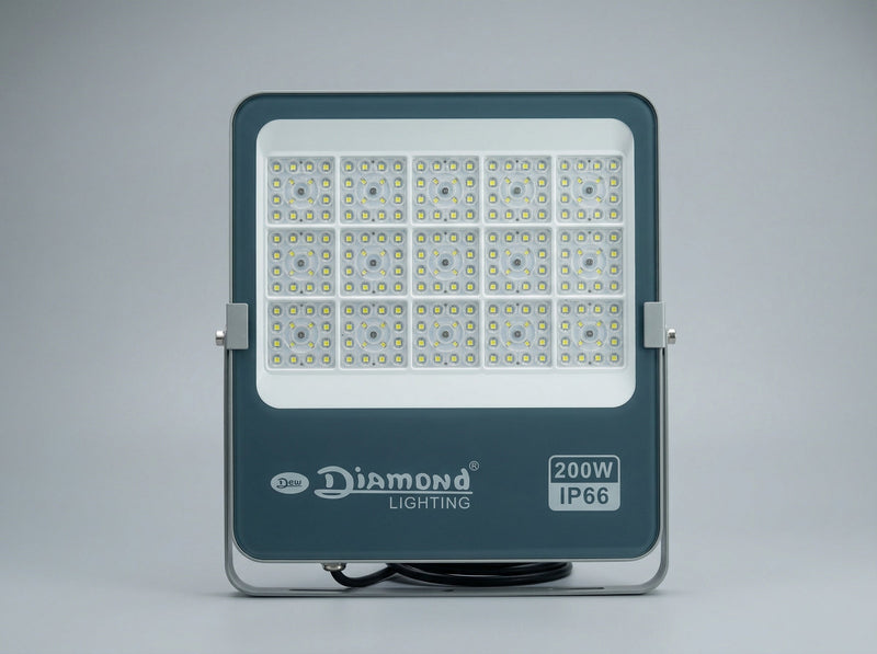 LED flood light for outdoor lighting