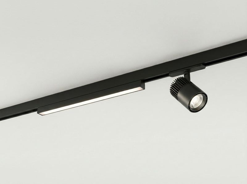 LED track light