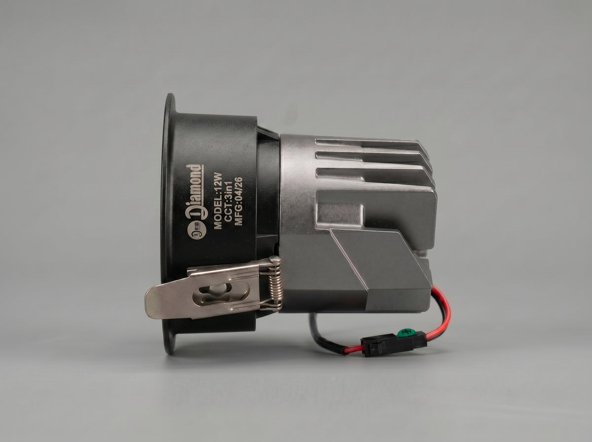 ROLEX 3-in-1 tiltable COB spot light in black